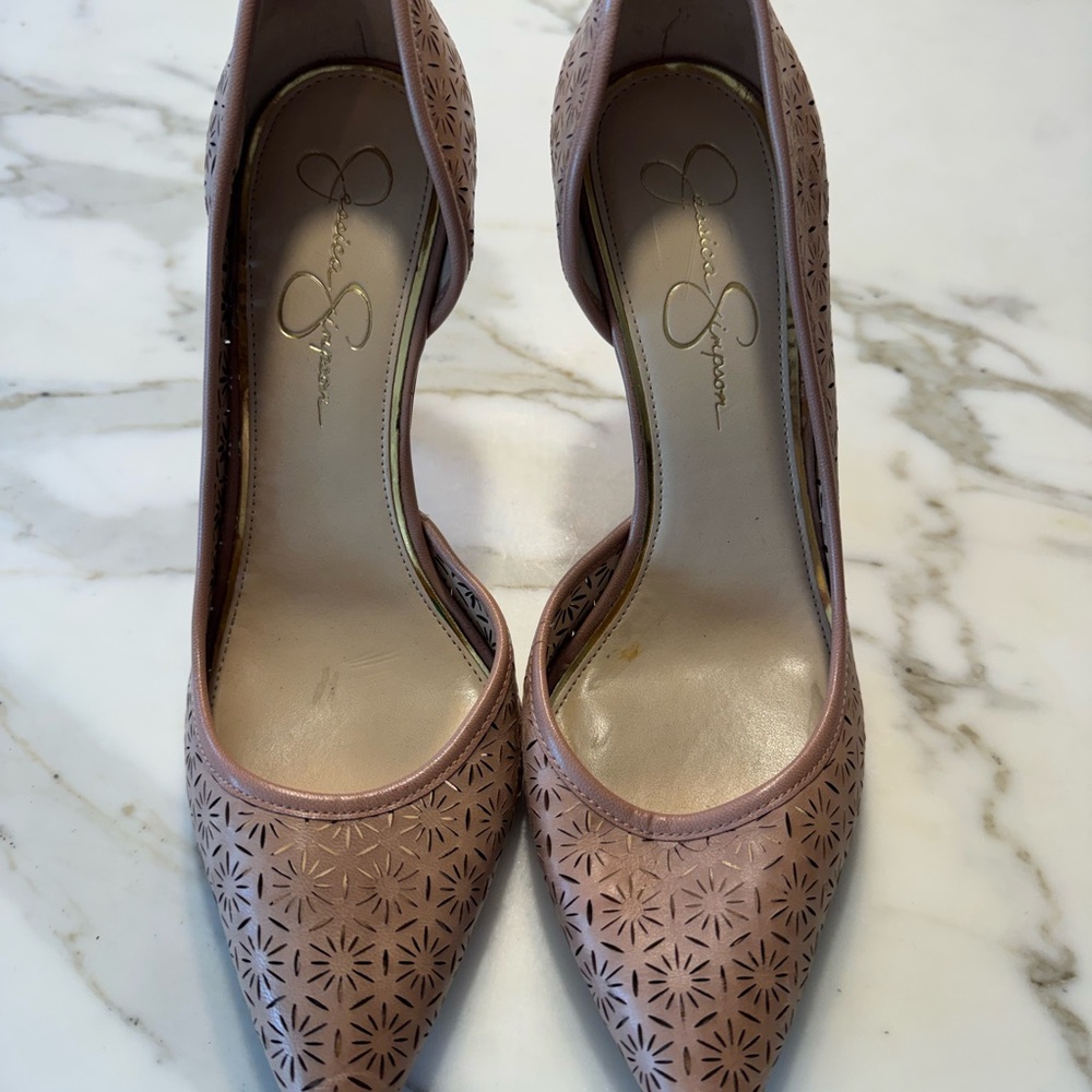 Jessica Simpson Dusty Rose Laser-Cut Pointed Heels